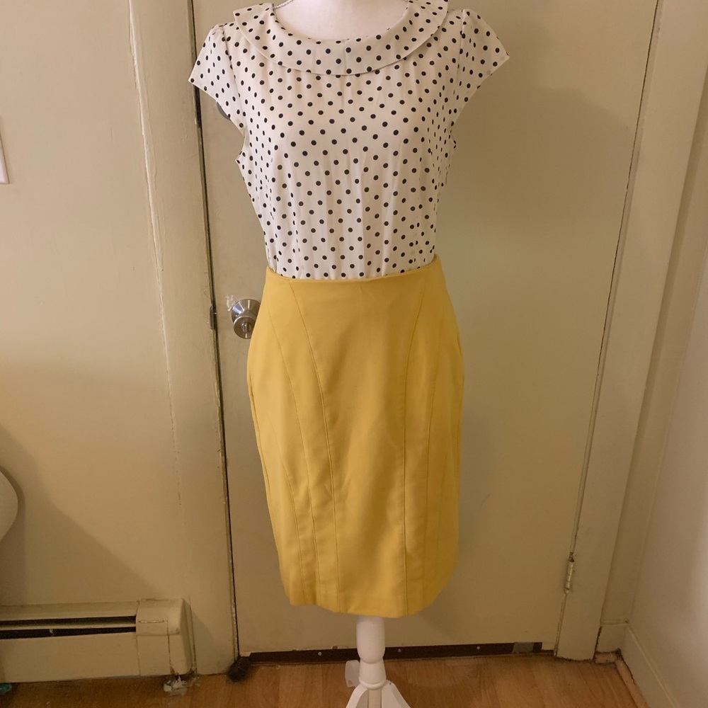 Banana Republic Butter Yellow Pencil Skirt